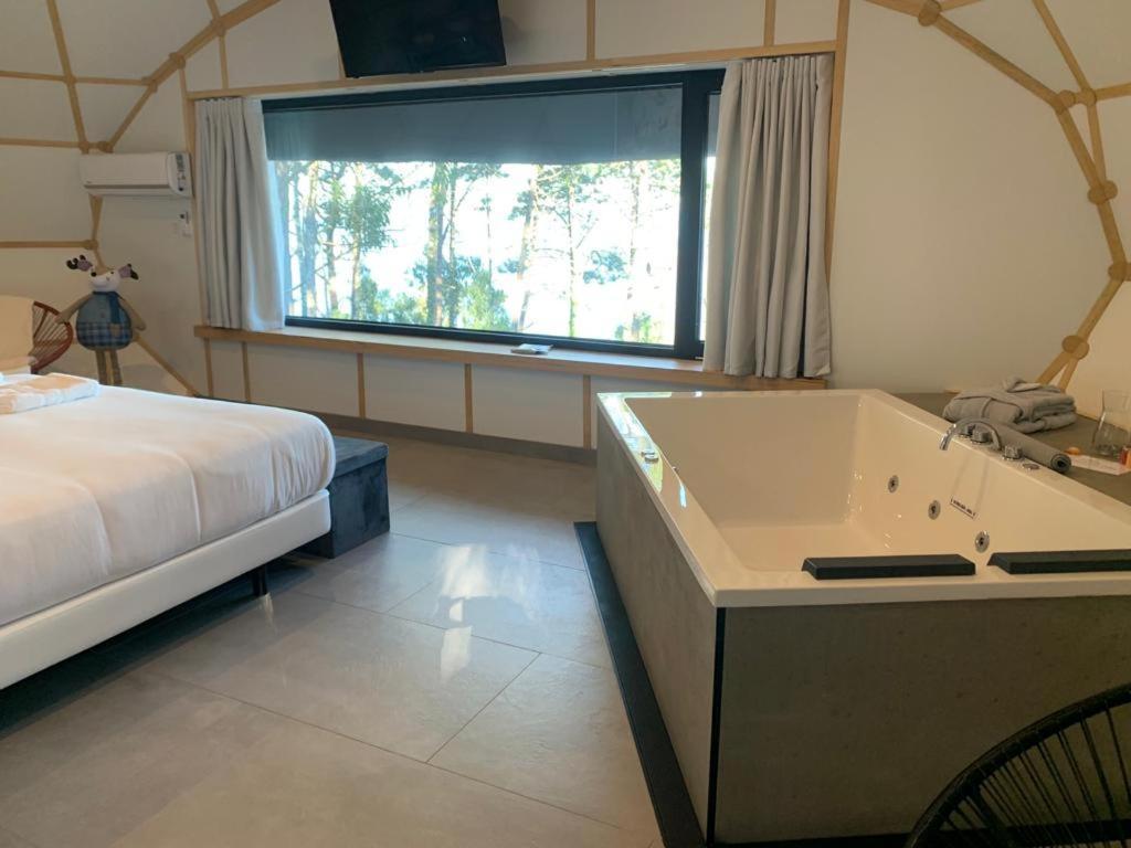 Glamping Do Mar Hotel Baiona Exterior photo
