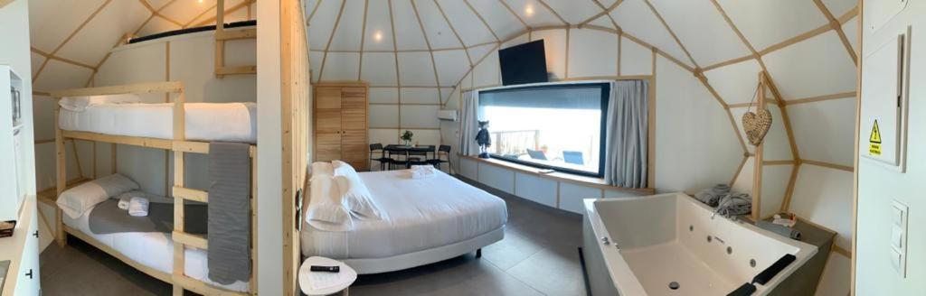 Glamping Do Mar Hotel Baiona Exterior photo